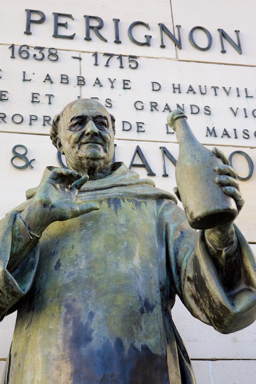 Statue of Dom P&eacute;rignon