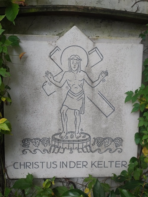 An example of &ldquo;Christ in the wine-press,&rdquo; on a wall in Bernkastel, Mosel (Photo credit: Rod Phillips)